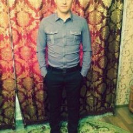 Парень в поисках девушки для свободных отношений Парень в поисках девушки для свободных отношений